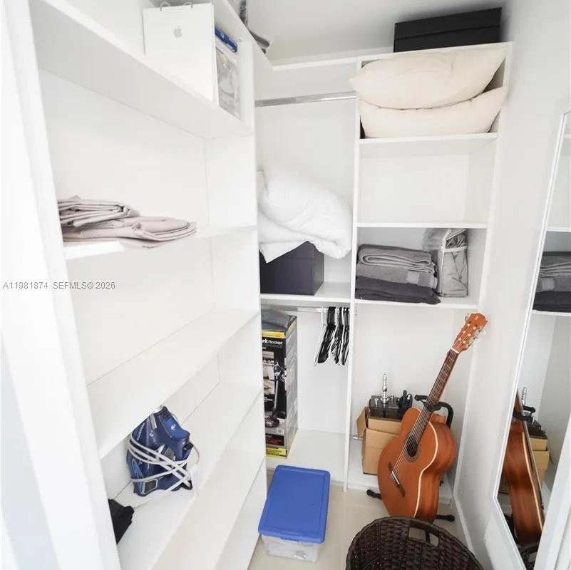 488 NE 18th St # 1000, Miami FL 33132