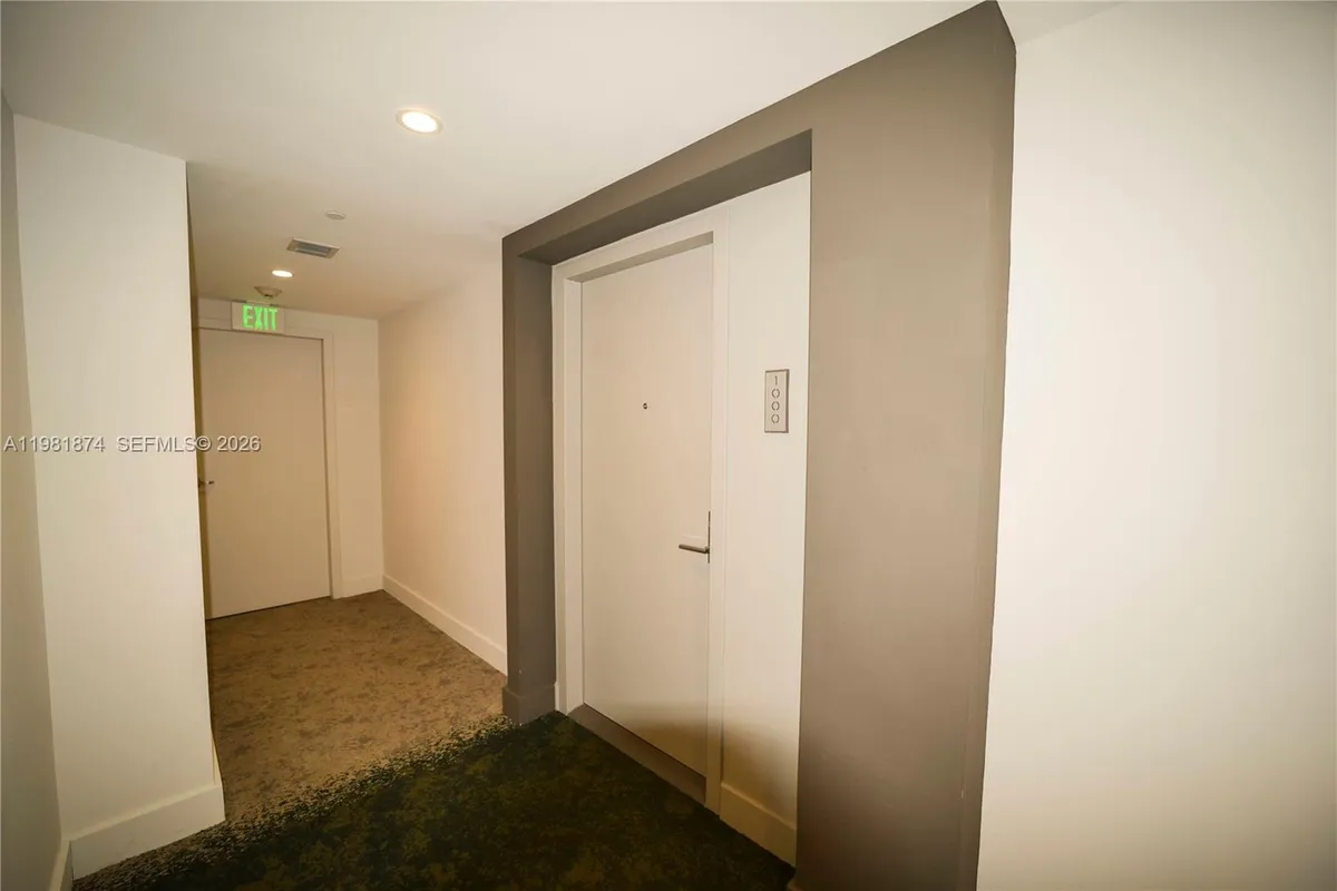 488 NE 18th St # 1000, Miami FL 33132