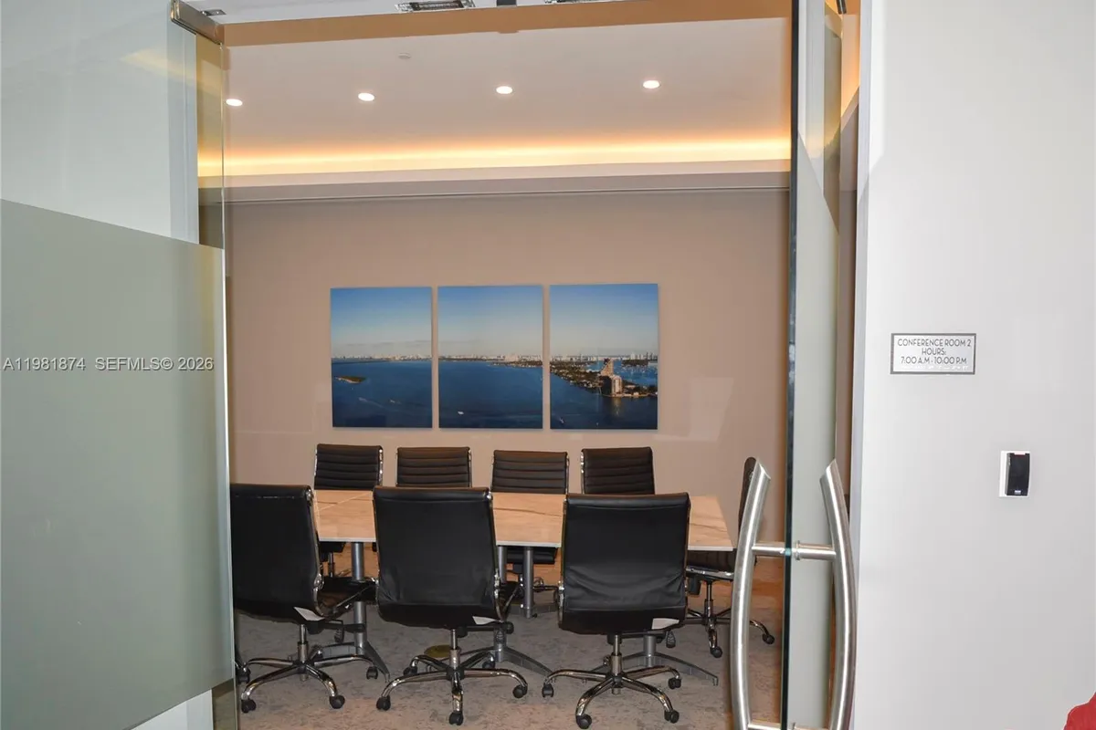 488 NE 18th St # 1000, Miami FL 33132