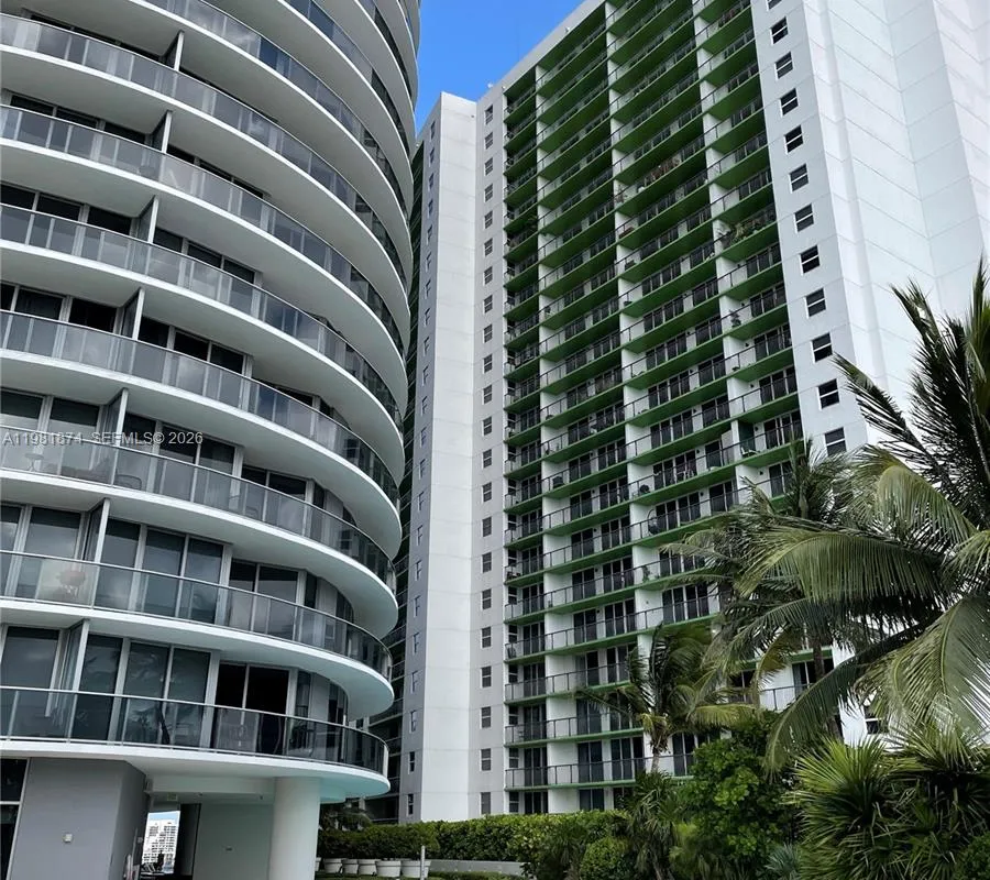 488 NE 18th St # 1000, Miami FL 33132