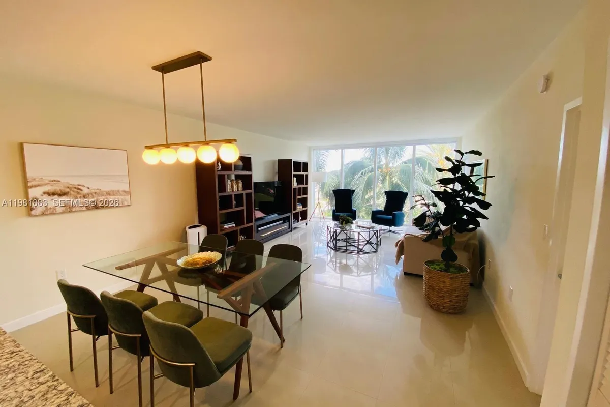 10275 E Collins Ave # 324, Bal Harbour FL 33154