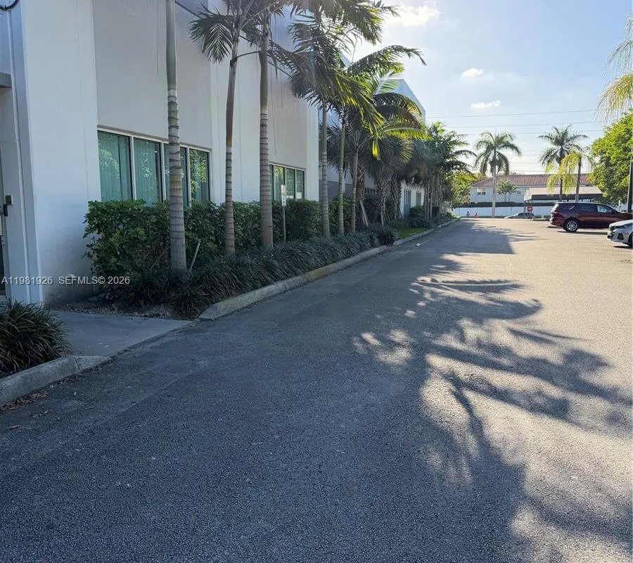 4405 NW 97th Ave, Doral FL 33178