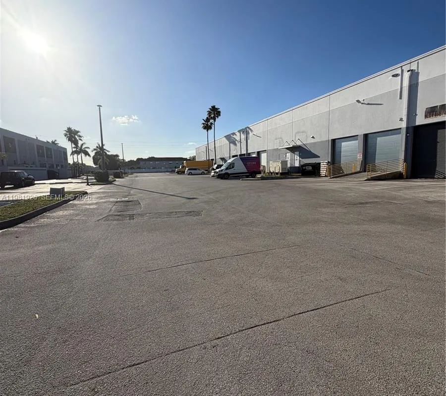 4405 NW 97th Ave, Doral FL 33178