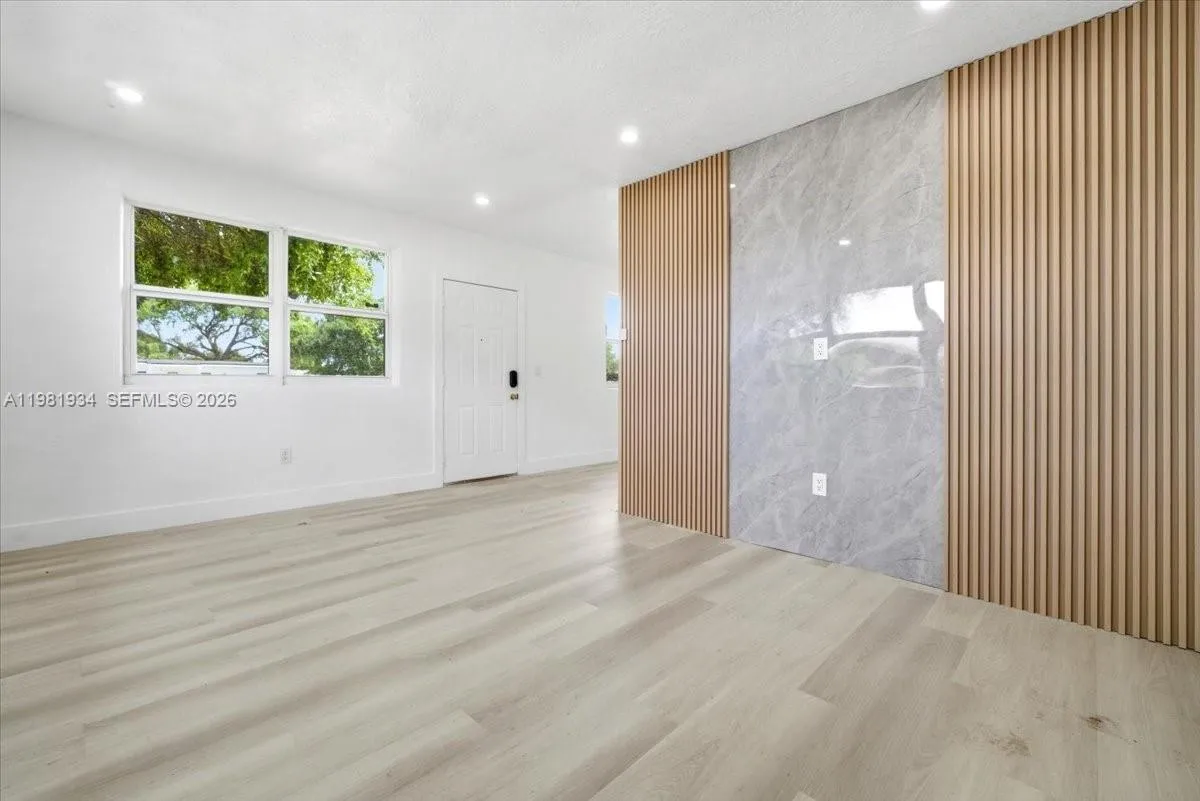 16240 NW 22nd Ave, Miami Gardens FL 33054