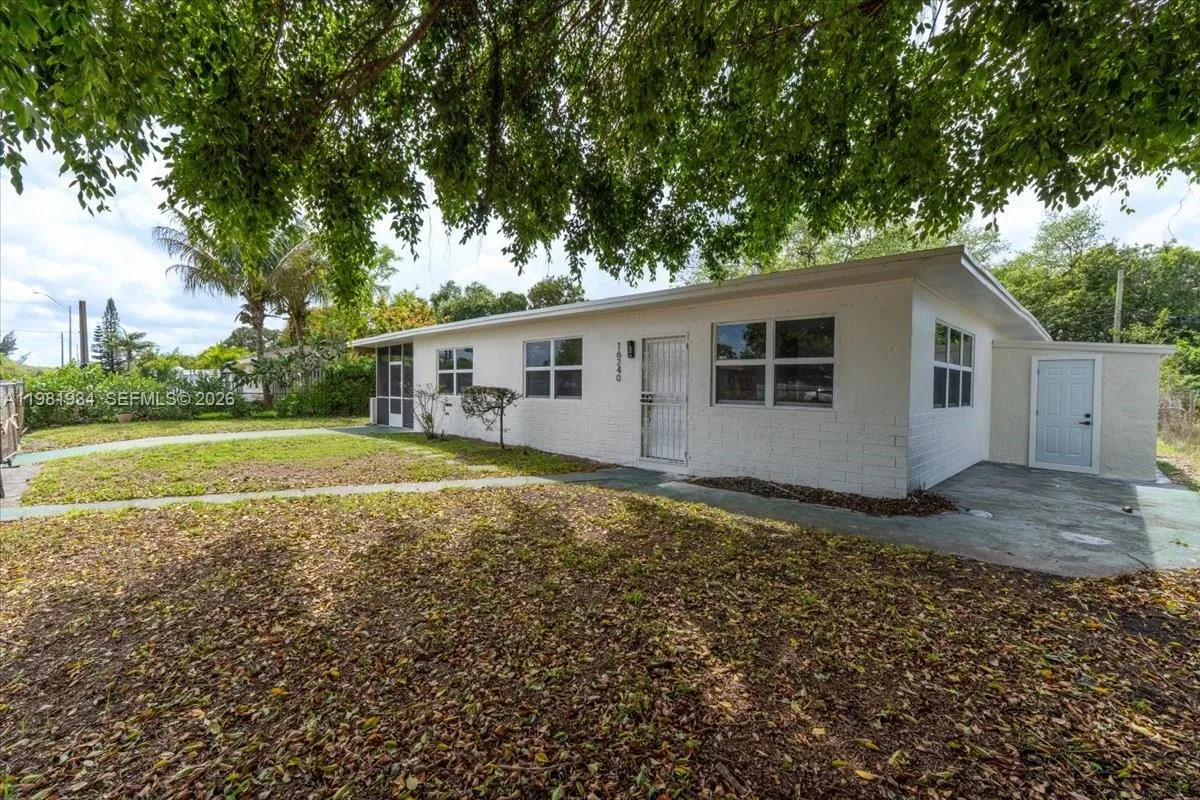 16240 NW 22nd Ave, Miami Gardens FL 33054