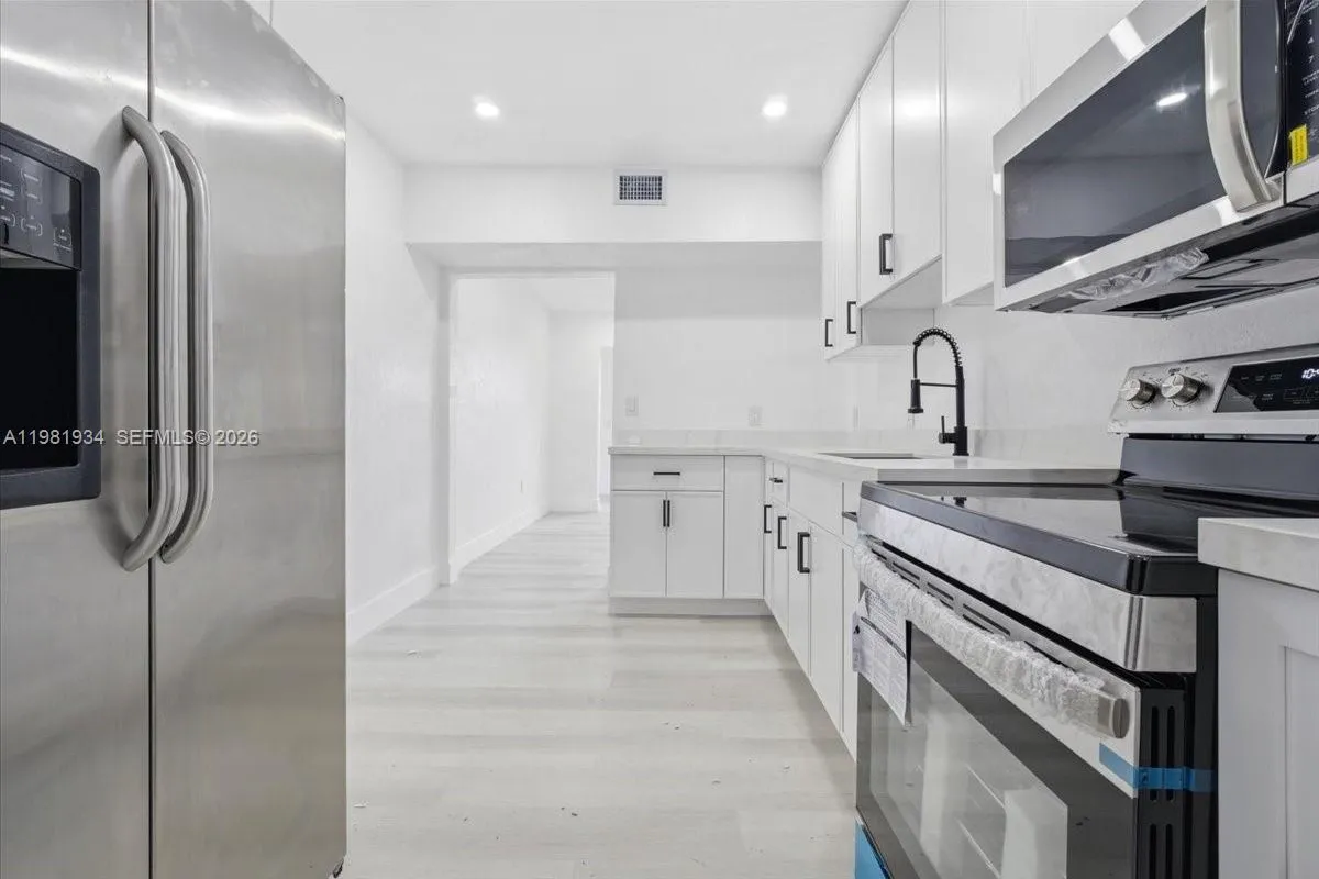 16240 NW 22nd Ave, Miami Gardens FL 33054