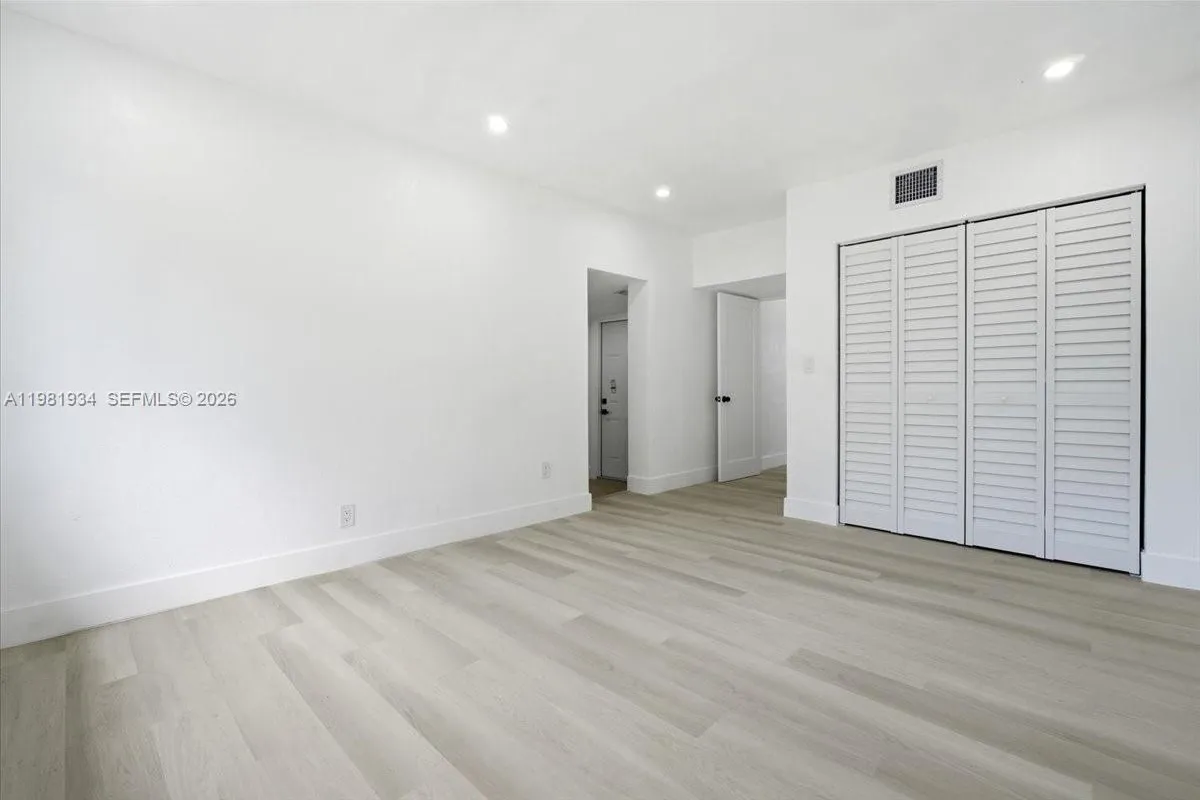 16240 NW 22nd Ave, Miami Gardens FL 33054