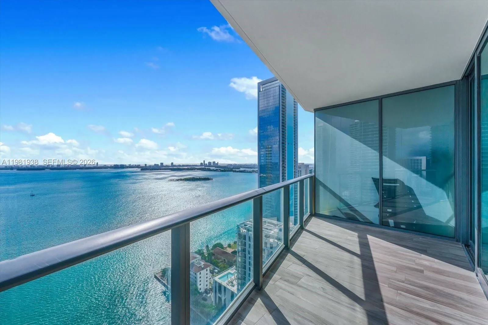 460 NE 28th St # 3301, Miami FL 33137