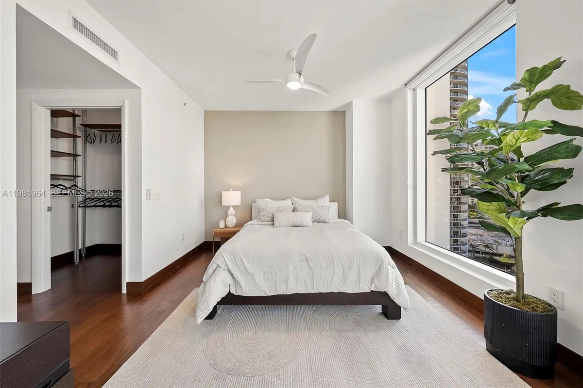 6000 Island Blvd # 1208, Aventura FL 33160