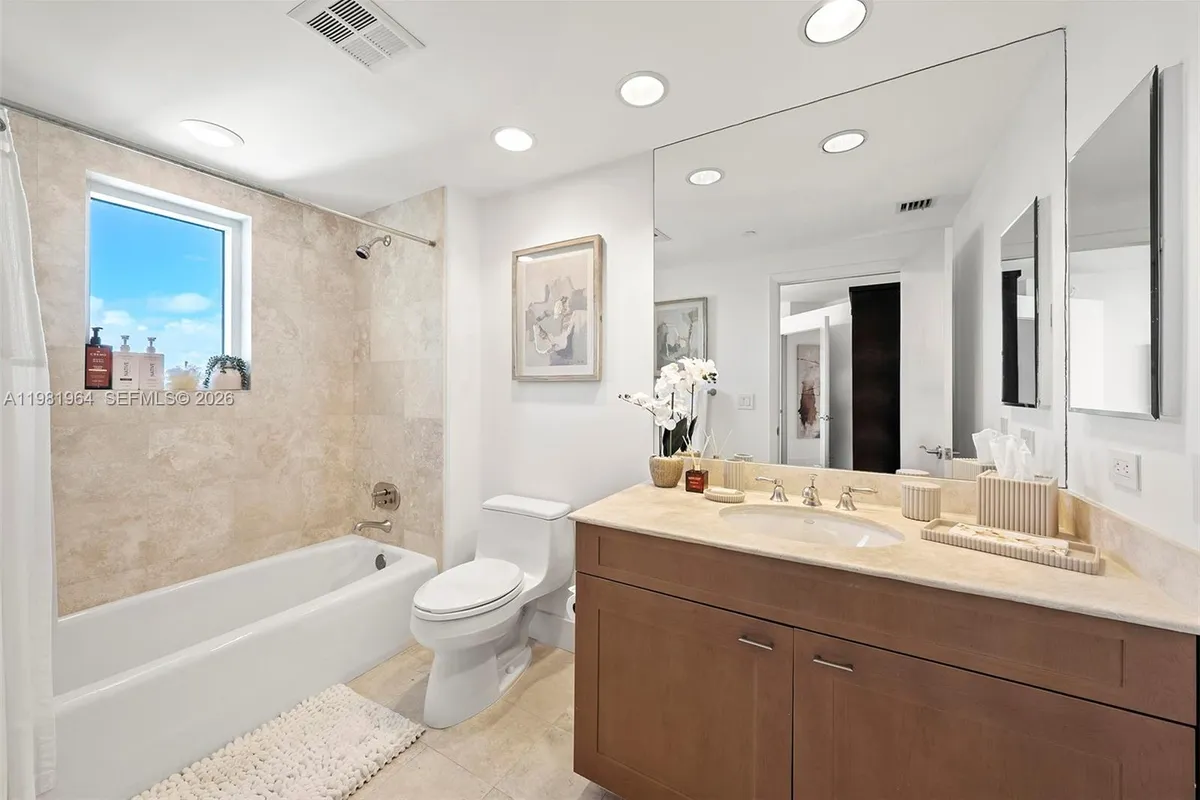 6000 Island Blvd # 1208, Aventura FL 33160