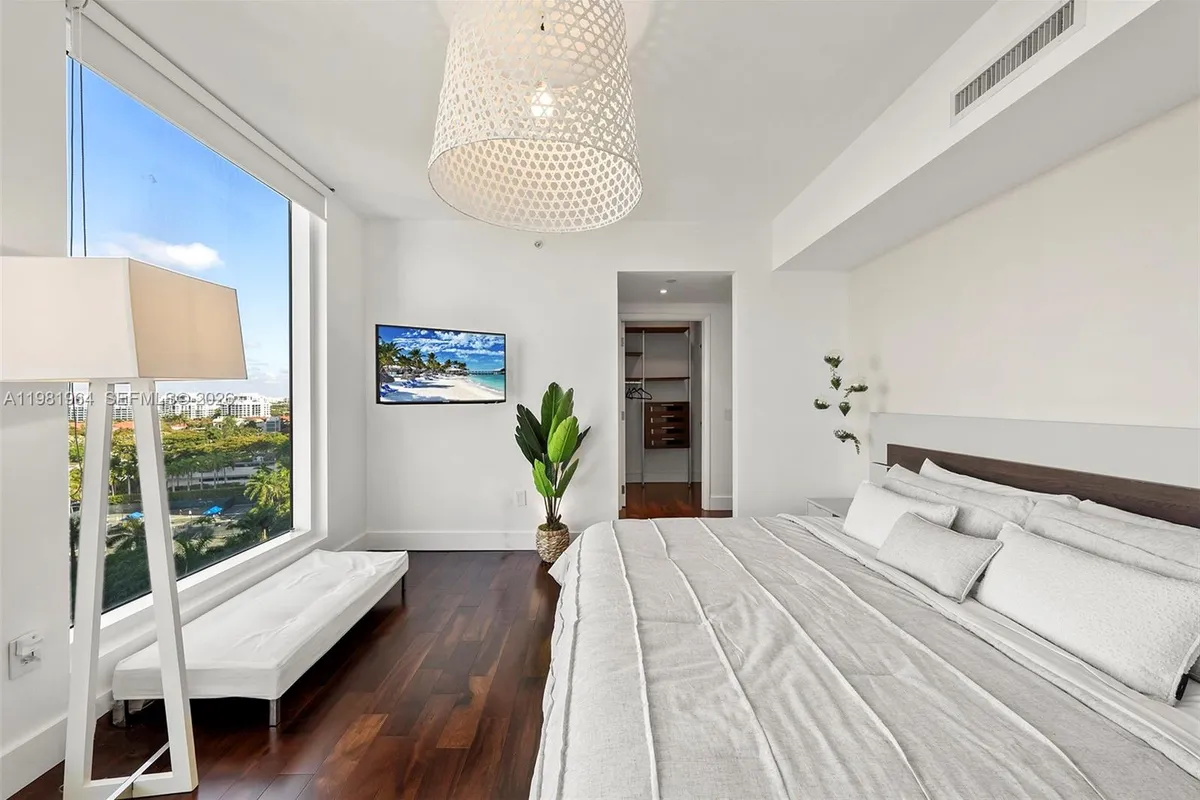 6000 Island Blvd # 1208, Aventura FL 33160