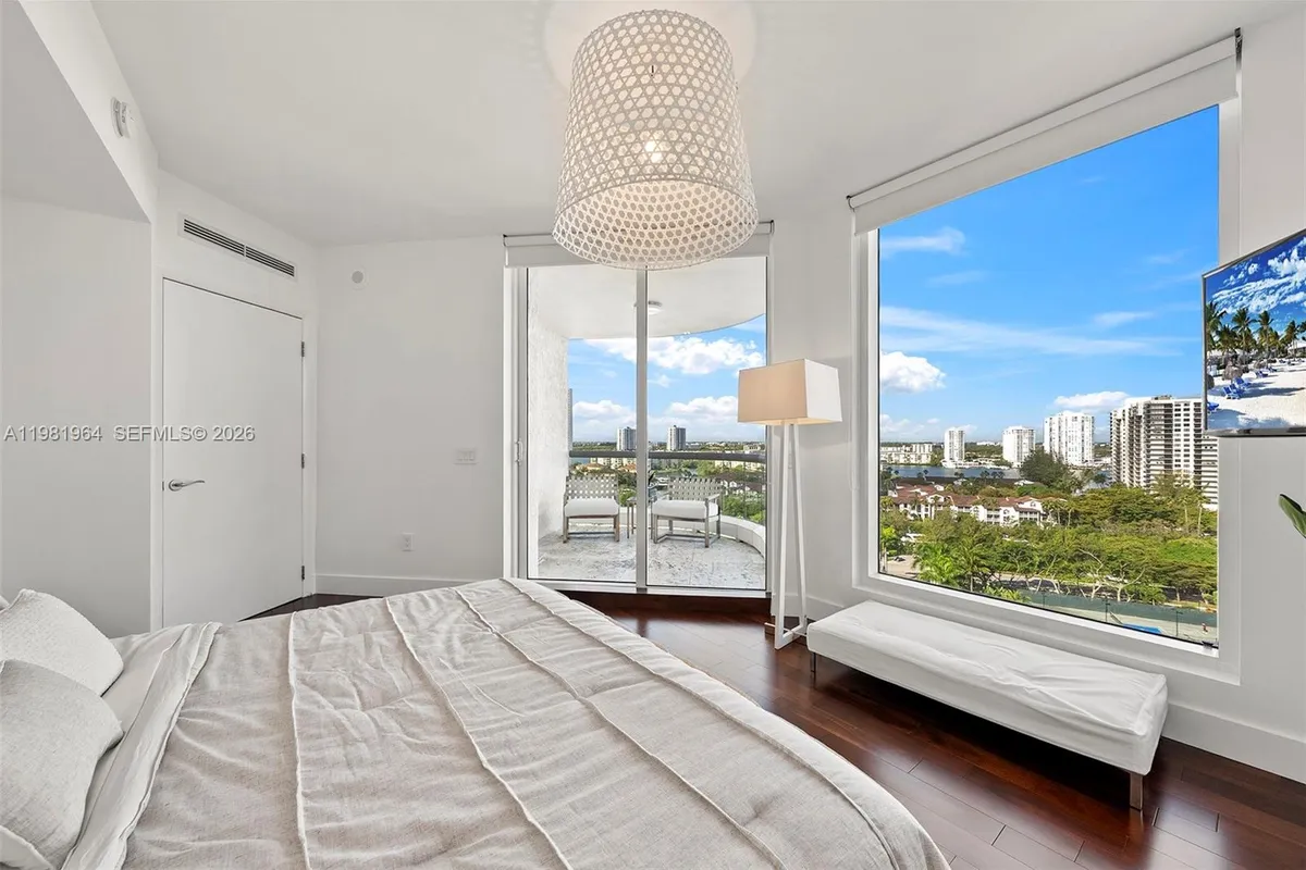 6000 Island Blvd # 1208, Aventura FL 33160