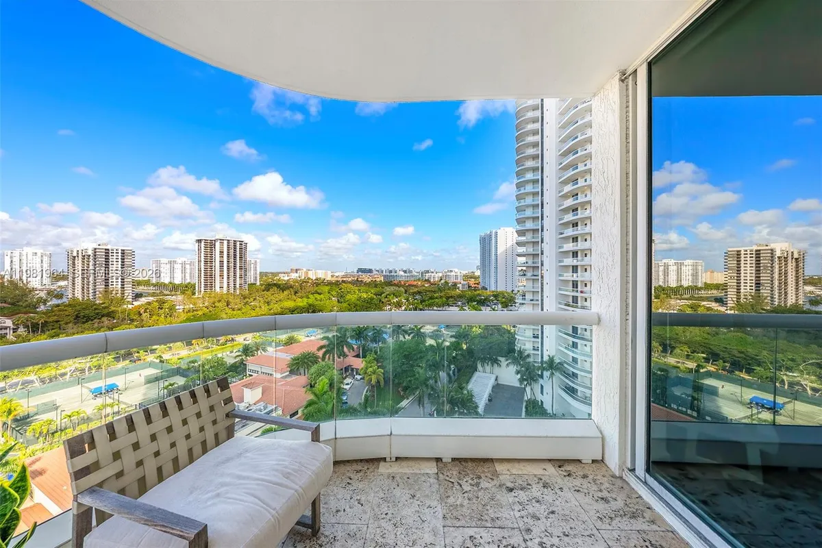 6000 Island Blvd # 1208, Aventura FL 33160