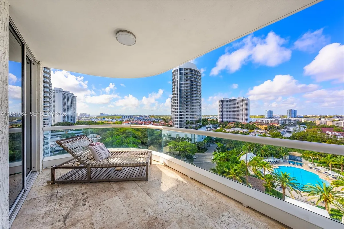 6000 Island Blvd # 1208, Aventura FL 33160