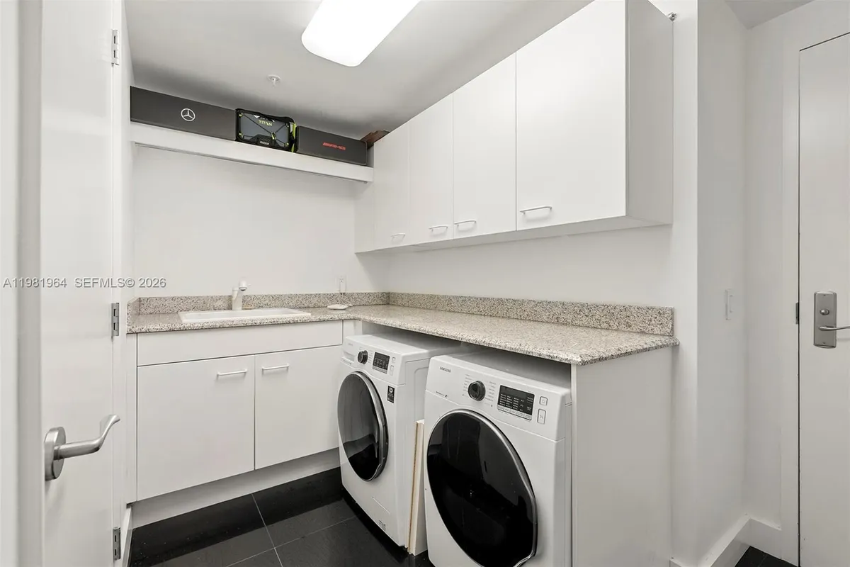 6000 Island Blvd # 1208, Aventura FL 33160