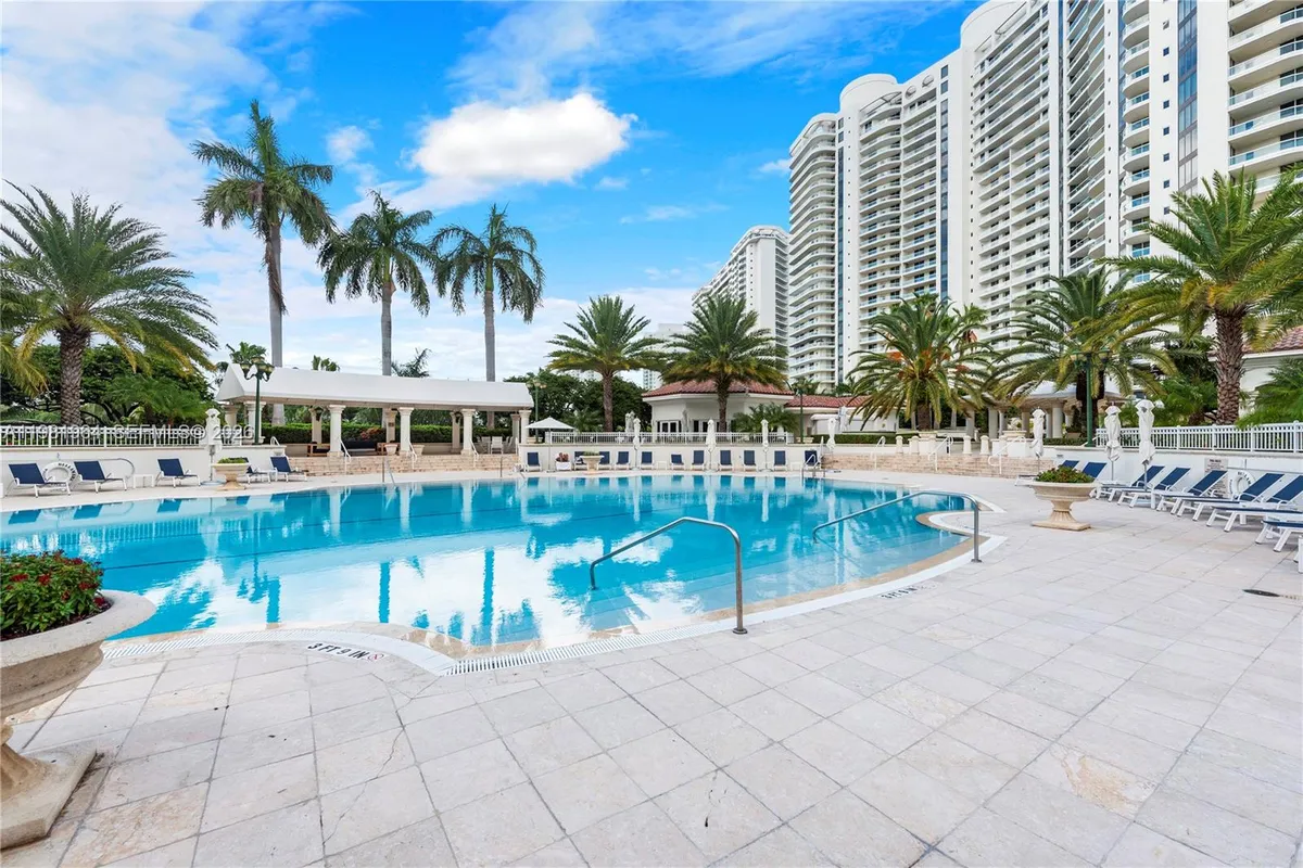 6000 Island Blvd # 1208, Aventura FL 33160