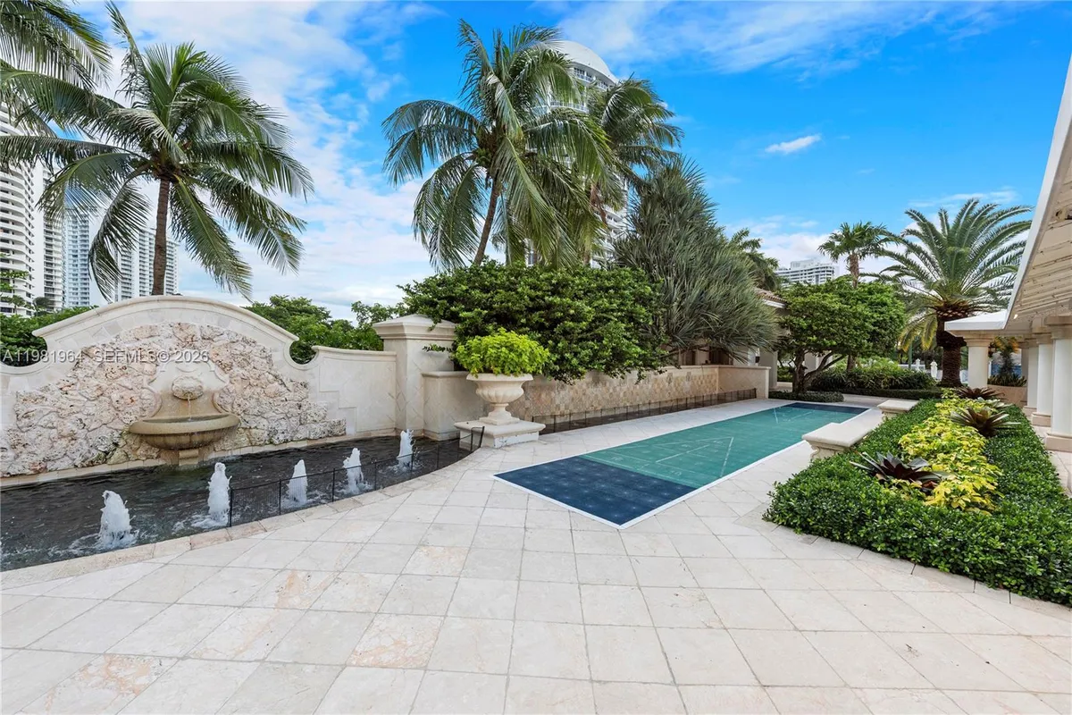 6000 Island Blvd # 1208, Aventura FL 33160