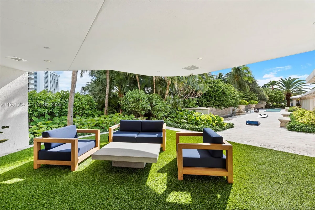 6000 Island Blvd # 1208, Aventura FL 33160