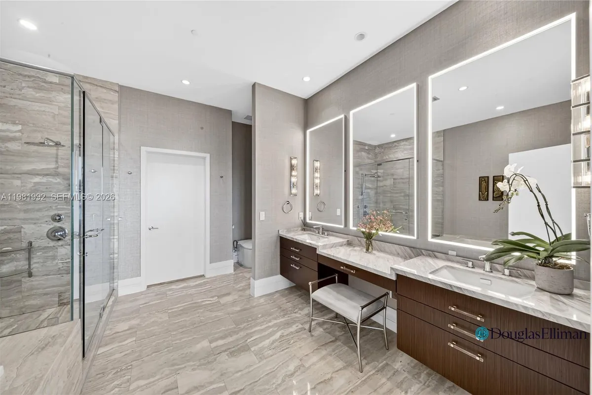 2900 NE 7th Ave # 4904, Miami FL 33137