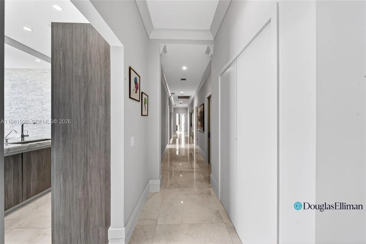 2900 NE 7th Ave # 4904, Miami FL 33137