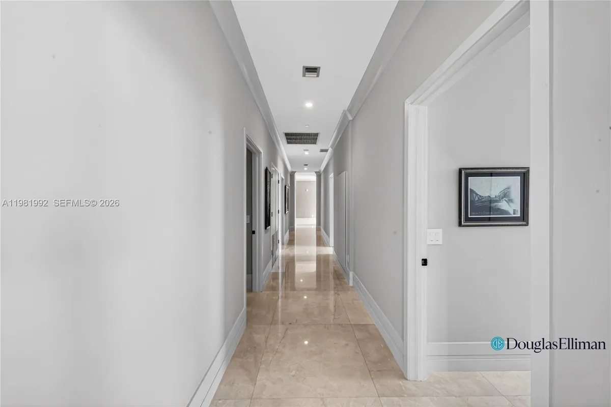 2900 NE 7th Ave # 4904, Miami FL 33137