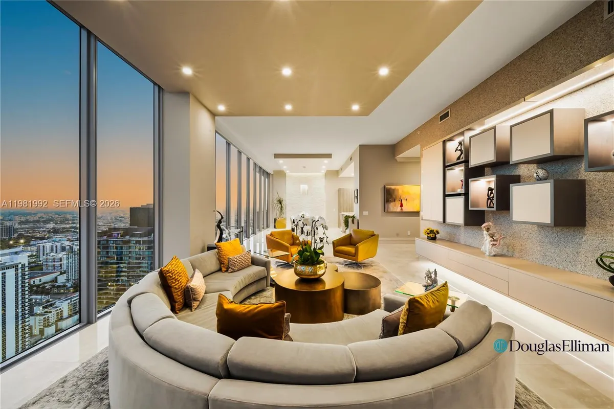 2900 NE 7th Ave # 4904, Miami FL 33137