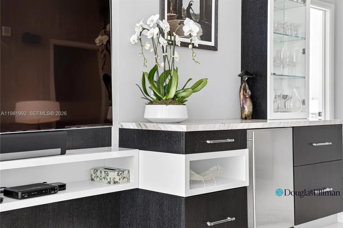 2900 NE 7th Ave # 4904, Miami FL 33137