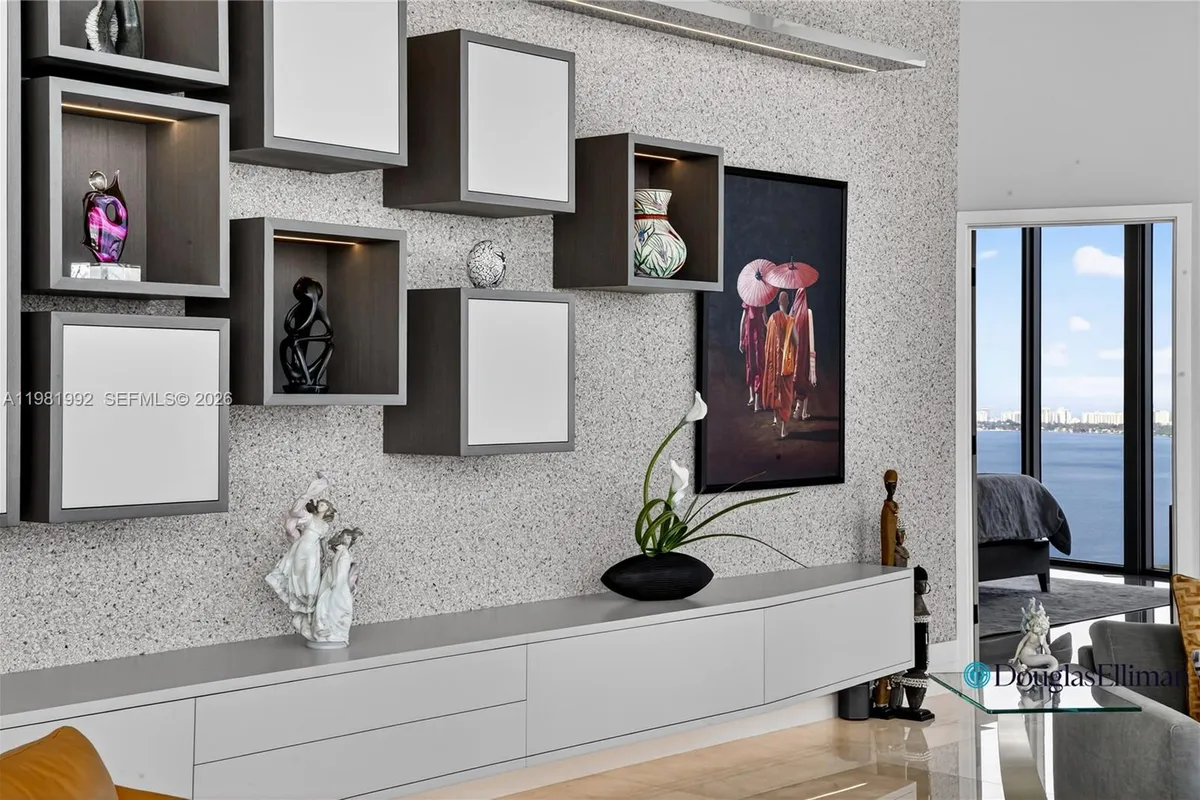 2900 NE 7th Ave # 4904, Miami FL 33137