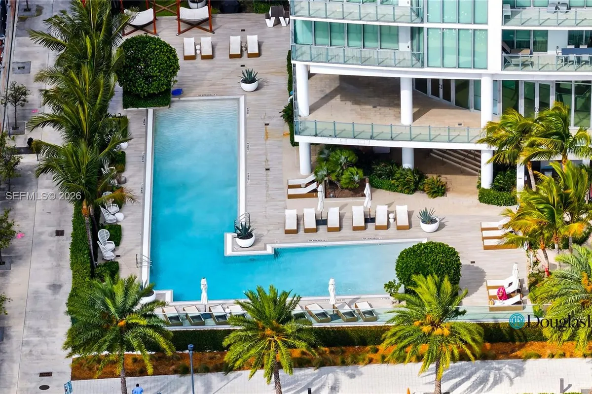 2900 NE 7th Ave # 4904, Miami FL 33137