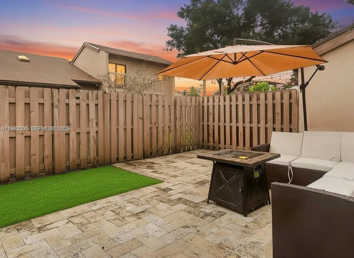 2056 SW 81st Way, Davie FL 33324