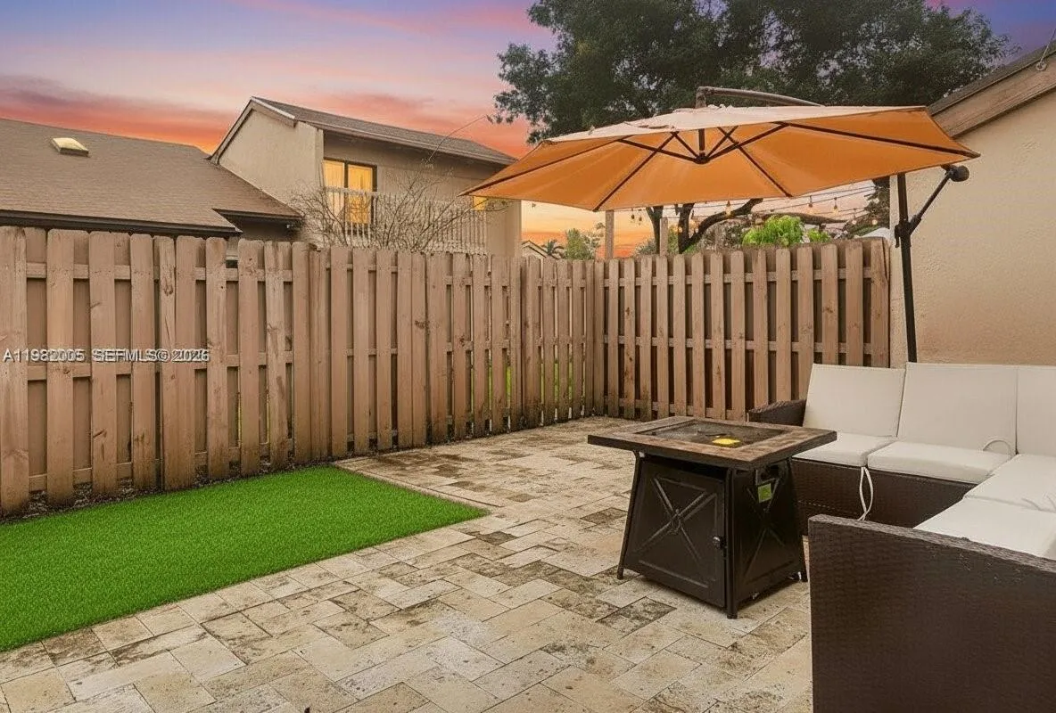 2056 SW 81st Way, Davie FL 33324