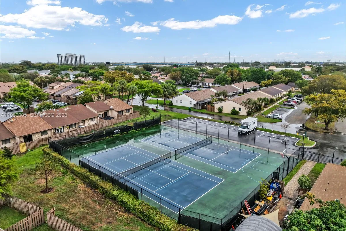 2056 SW 81st Way, Davie FL 33324