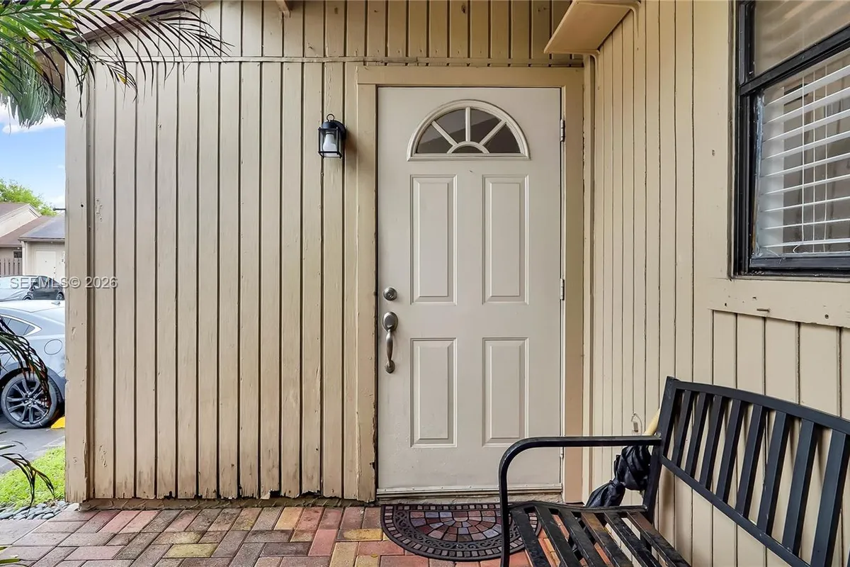 2056 SW 81st Way, Davie FL 33324