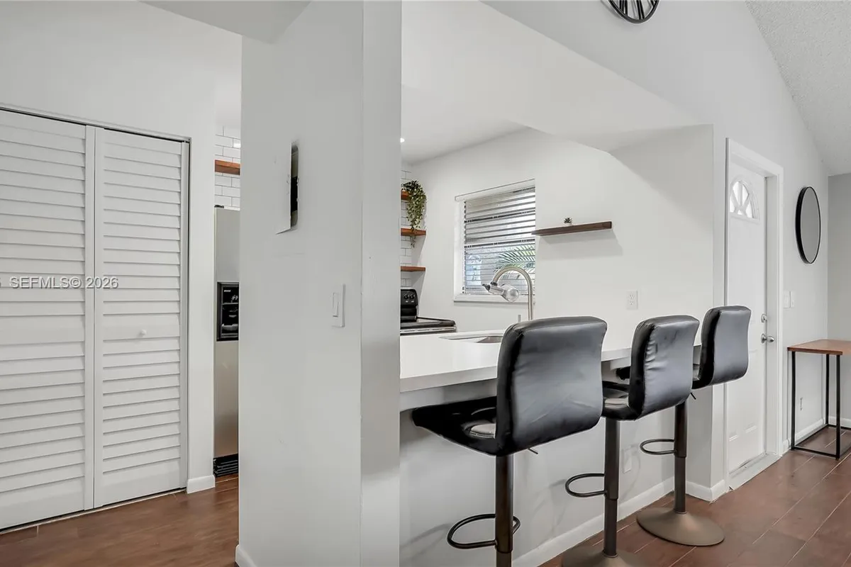 2056 SW 81st Way, Davie FL 33324