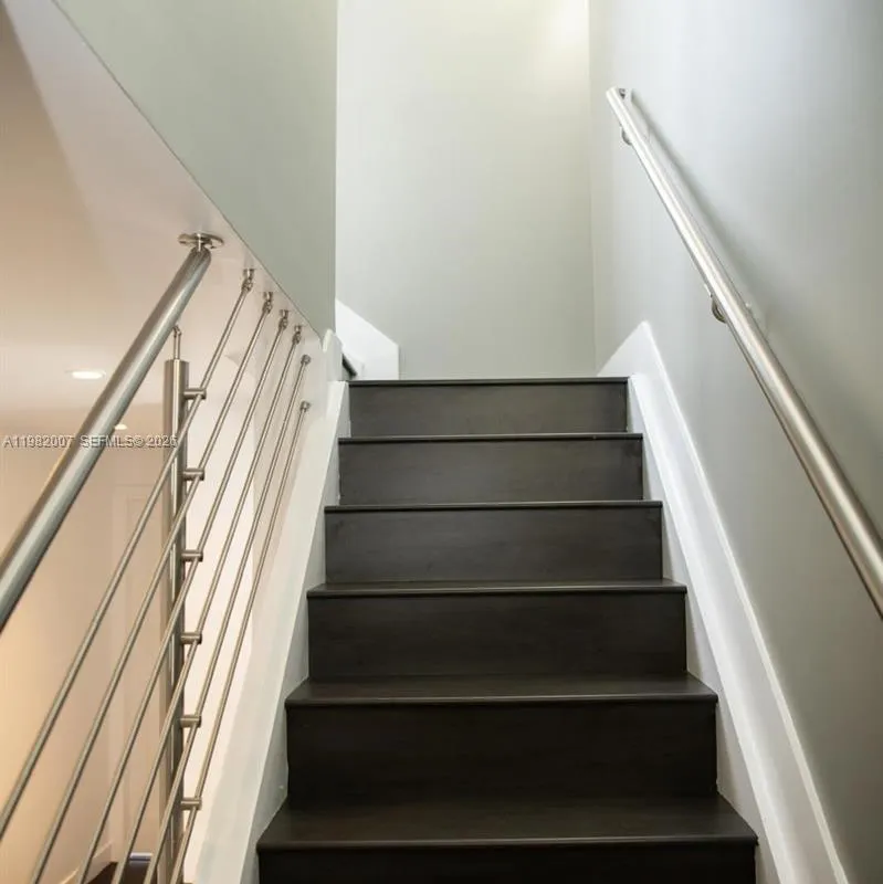 6436 NW 104th Ct, Doral FL 33178