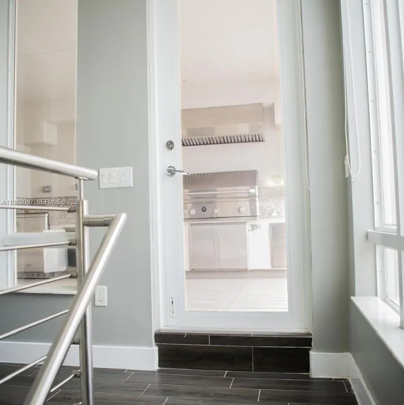 6436 NW 104th Ct, Doral FL 33178