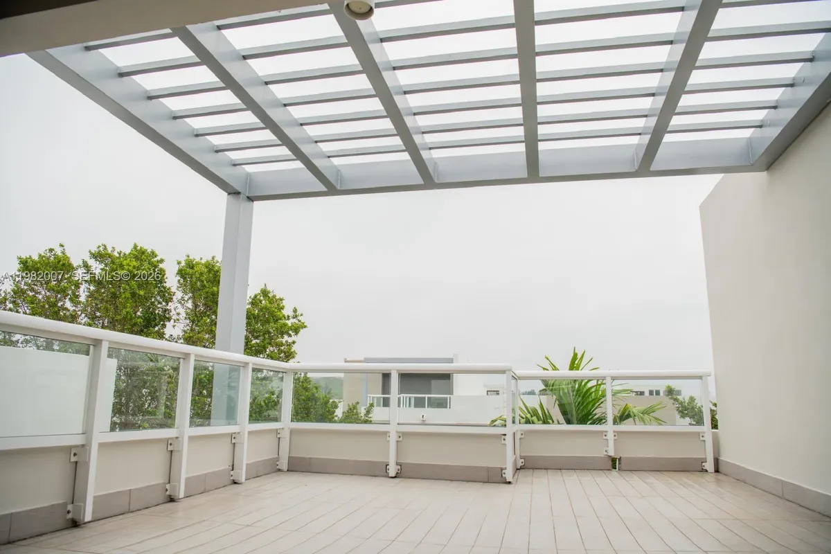 6436 NW 104th Ct, Doral FL 33178