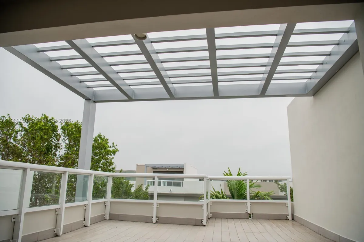 6436 NW 104th Ct, Doral FL 33178