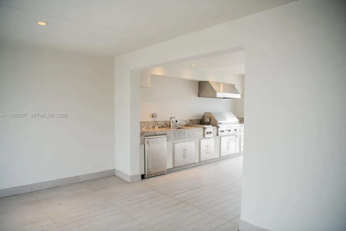 6436 NW 104th Ct, Doral FL 33178