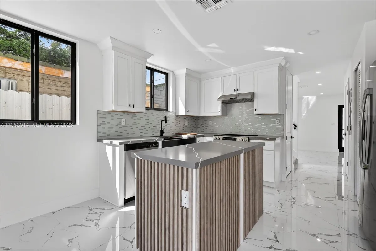 4311 NW 32nd Ave, Miami FL 33142