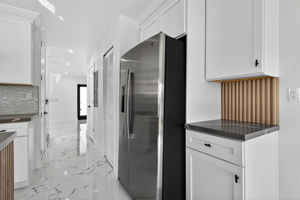 4311 NW 32nd Ave, Miami FL 33142