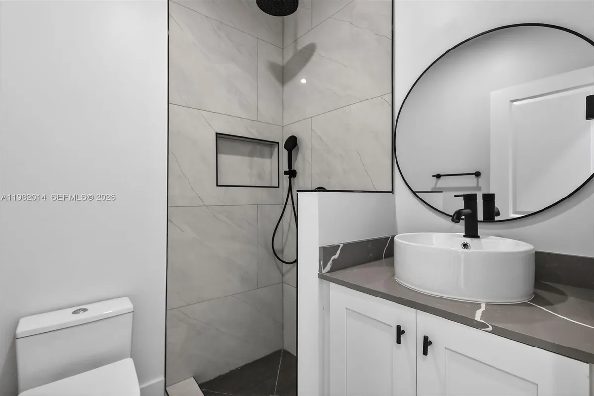 4311 NW 32nd Ave, Miami FL 33142