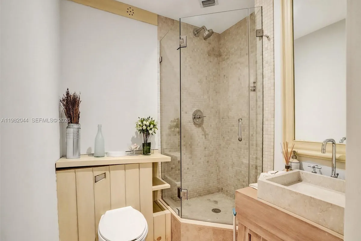 3201 NE 183rd St # 301, Aventura FL 33160