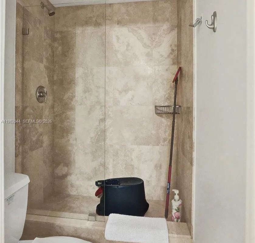 3201 NE 183rd St # 301, Aventura FL 33160