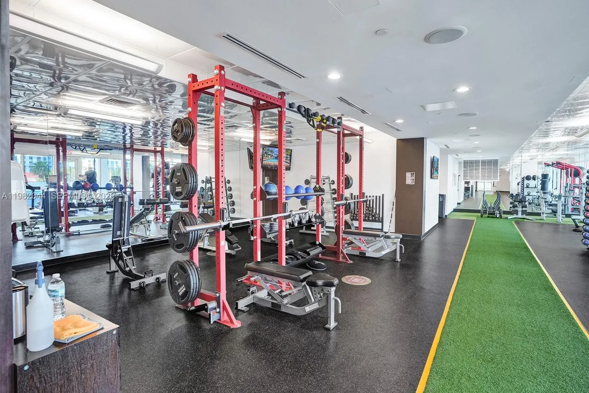 3201 NE 183rd St # 301, Aventura FL 33160