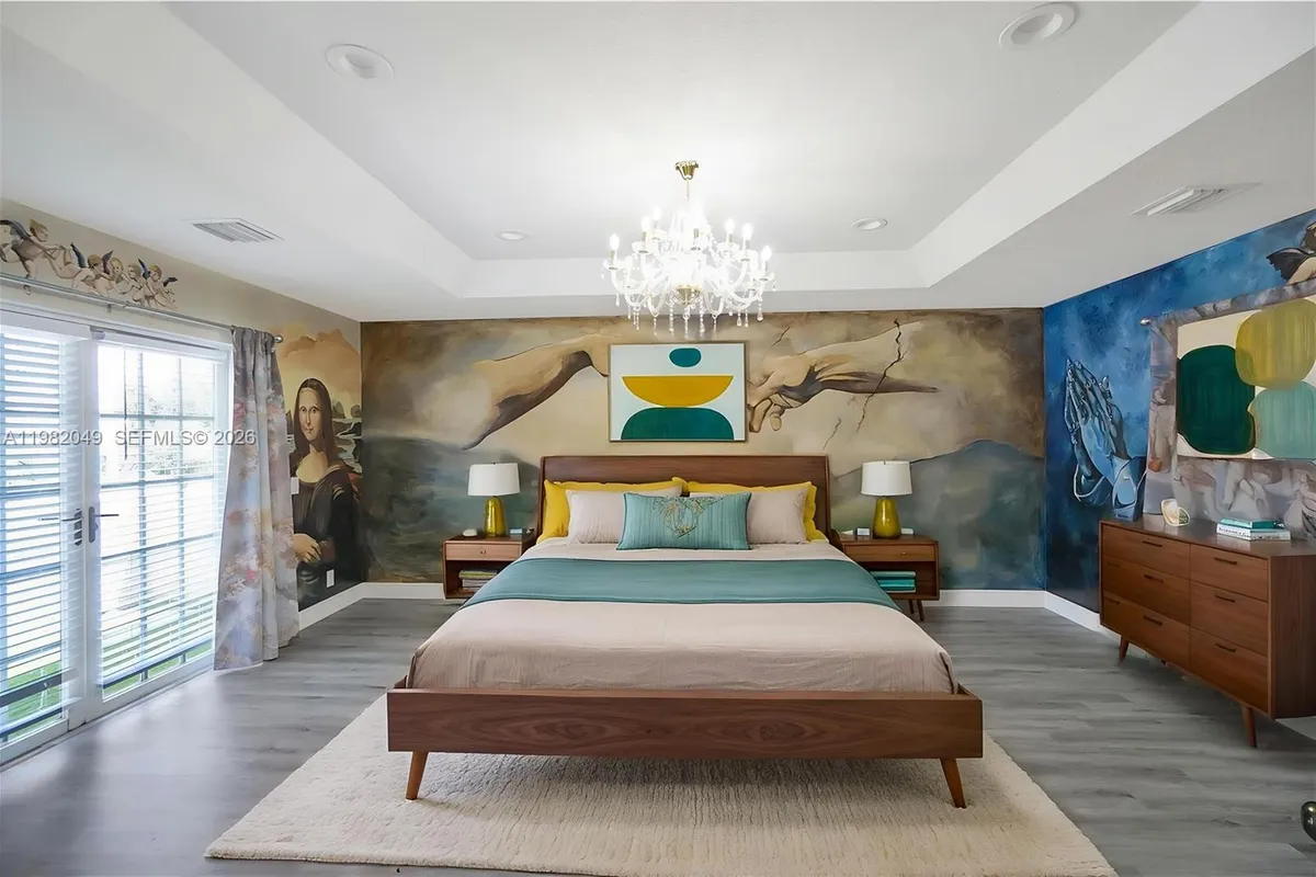 851 N 11th Ave, Hollywood FL 33019