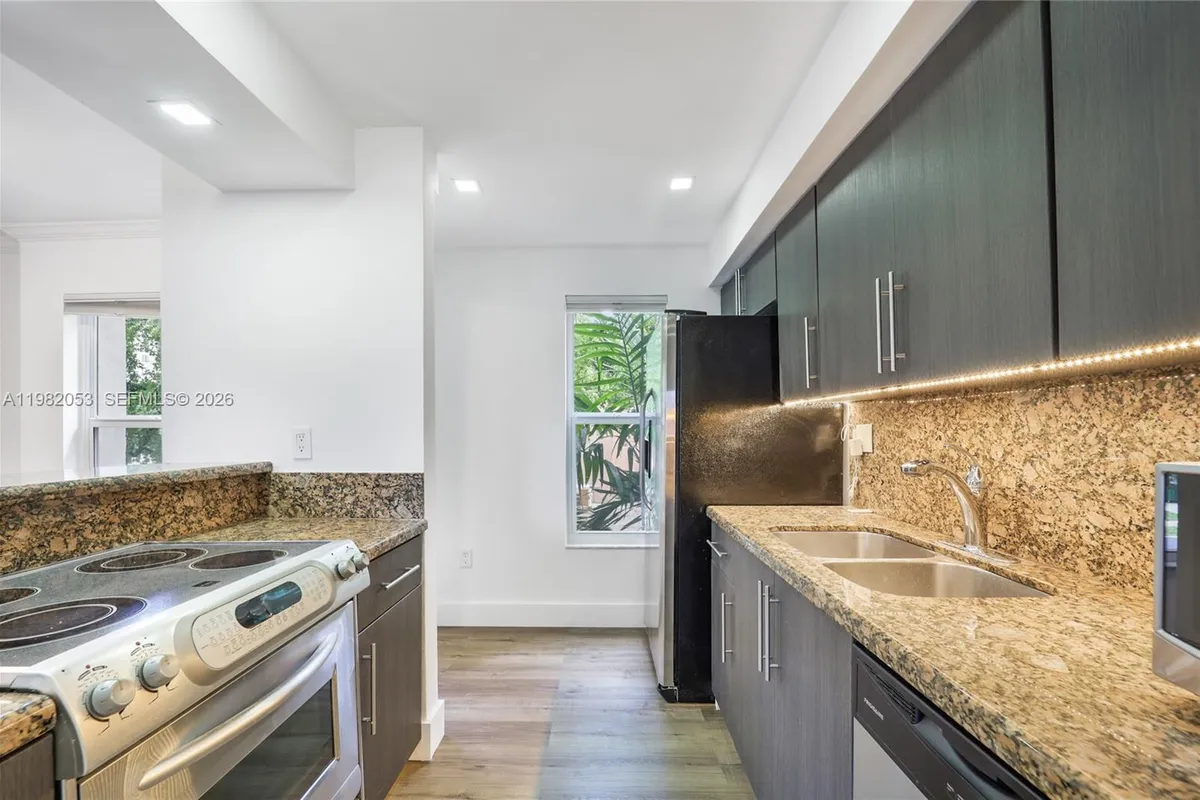 235 Antilla Ave # 7, Coral Gables FL 33134