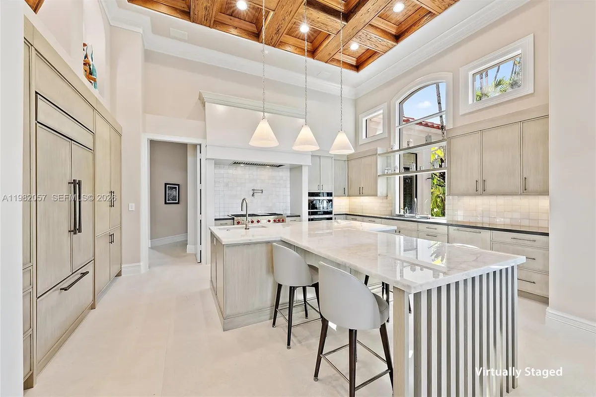 466 Mariner Dr, Jupiter FL 33477