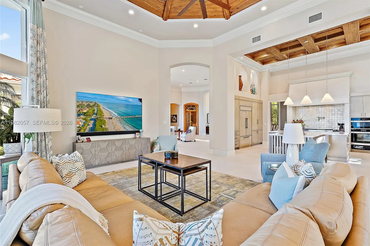 466 Mariner Dr, Jupiter FL 33477