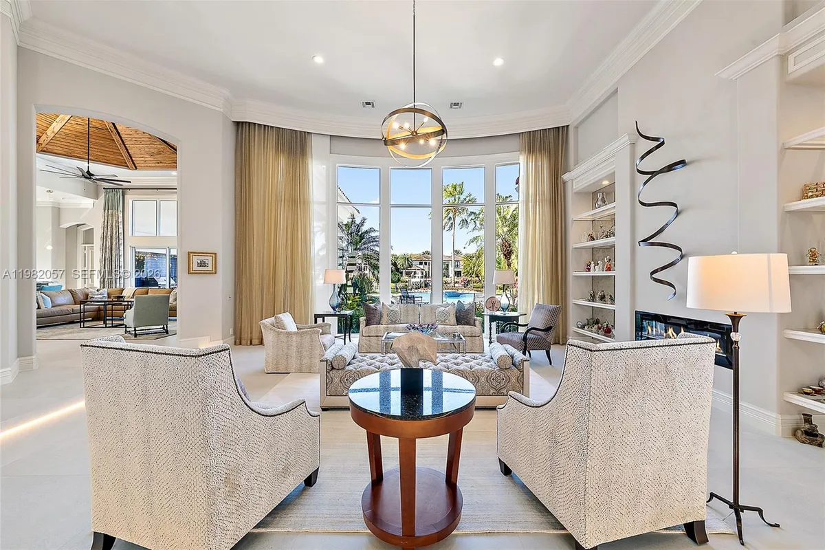 466 Mariner Dr, Jupiter FL 33477